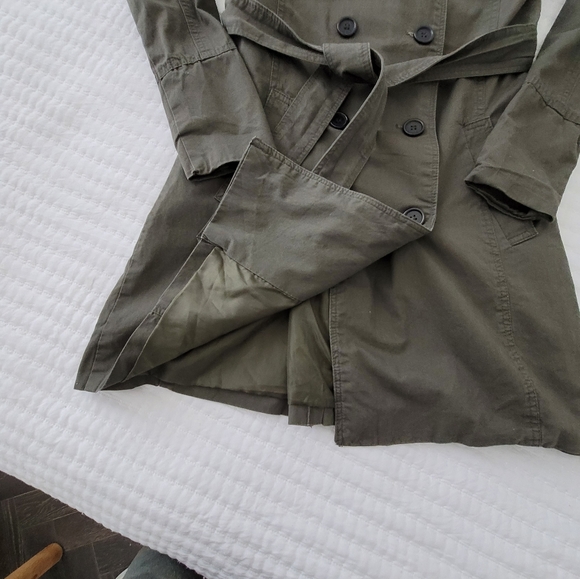 Trench Coast with Belt- Green - Size Small - Picture 15 of 17